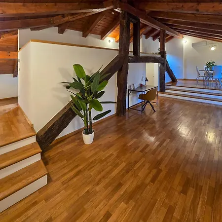 Fantuzzi Palace - Luxury In A 16th-century Palace *