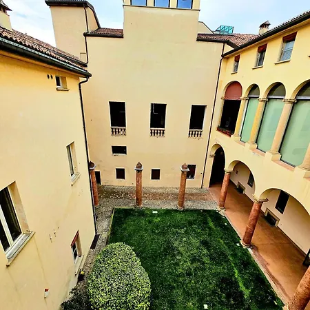 Apartment Fantuzzi Palace Bologna