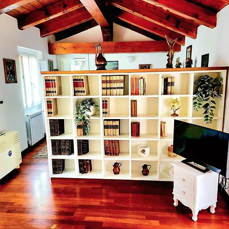 Fantuzzi Palace - Luxury In A 16th-century Palace Appartement *